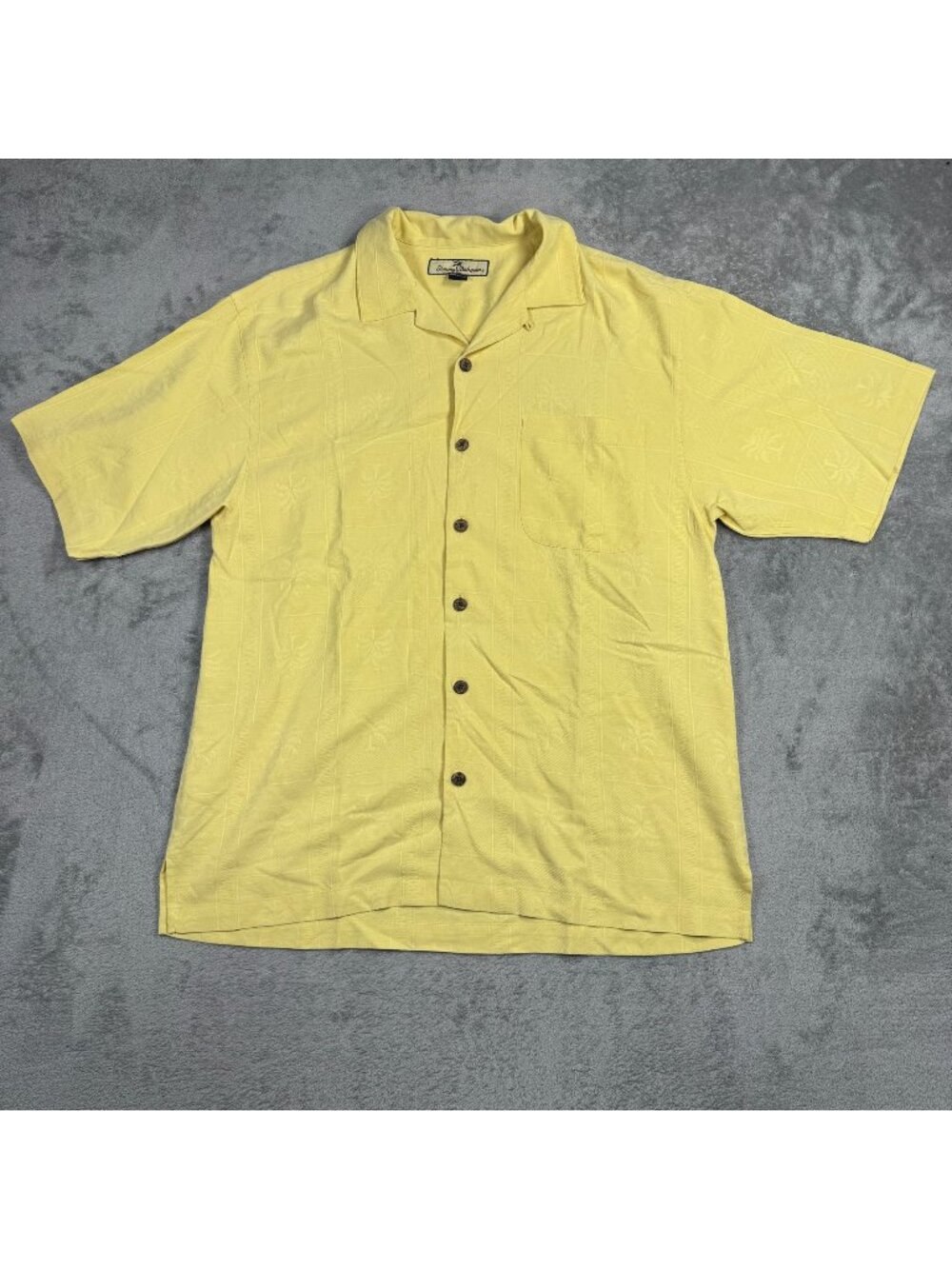 Tommy Bahama Silk Hawaiian Shirt Mens M Tropical Yellow Resortwear Camp Top